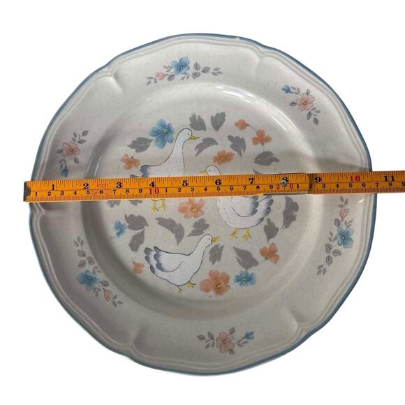 Vintage 1988 Country Classics Dinnerware Set Goose Floral 3pc Plates and Bowl - Picture 4 of 12